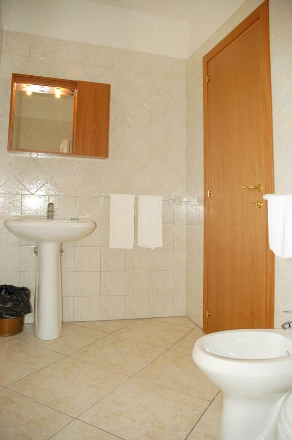 Azienda Agricola B&B Macchiaria Вьесте Экстерьер фото